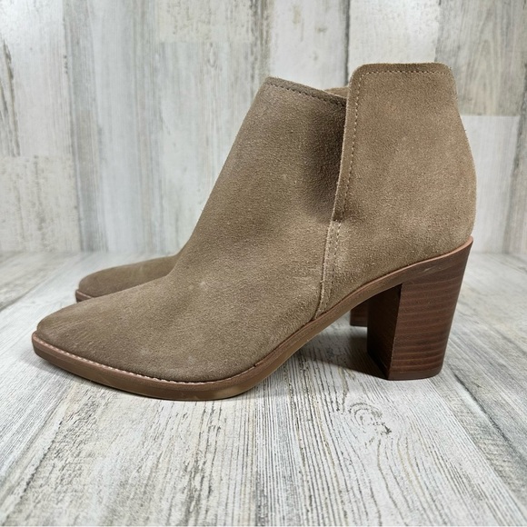 Dolce Vita Spade Block Heel Suede Ankle Boot in Mushroom #1072 - Picture 1 of 12